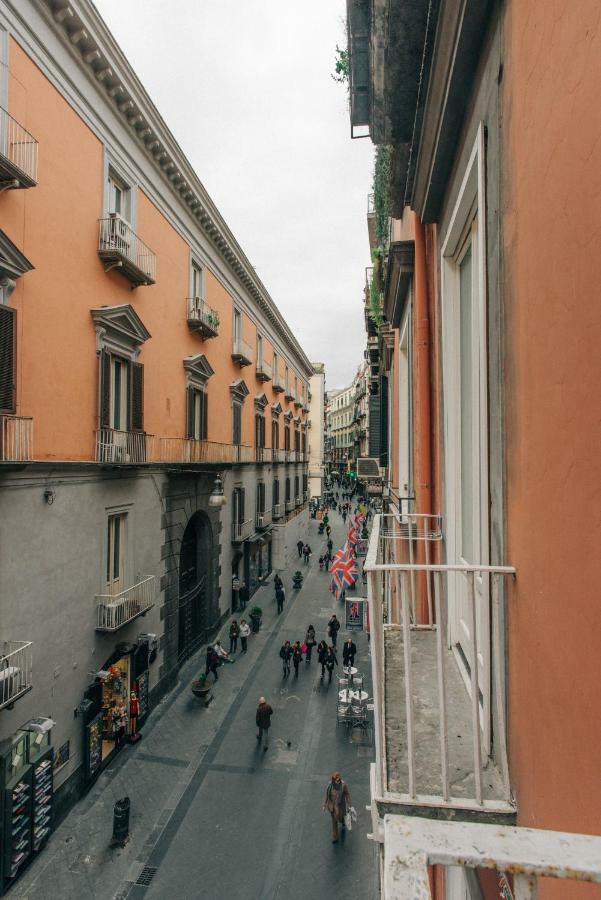 Appartamento Edoardo al Plebiscito Napoli Esterno foto